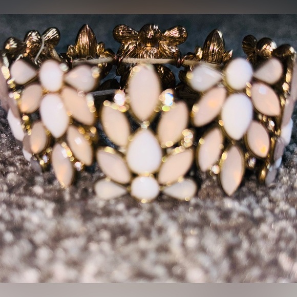 LOFT -STRETCH -BRACELET
Opal/White/Pink - Picture 2 of 11